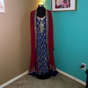 PAKISTANI DESIGNER SUIT